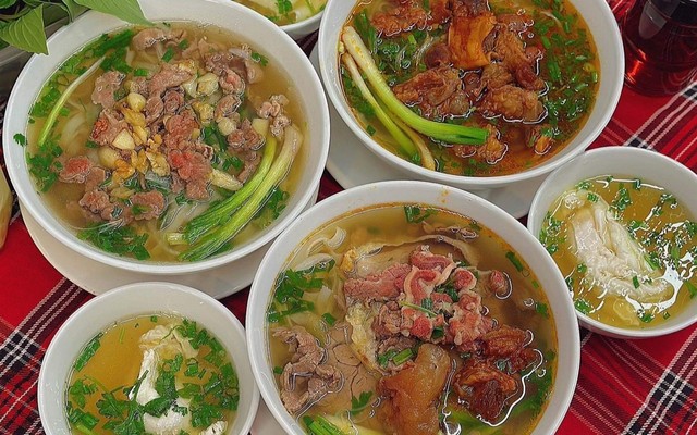 Phở Gà Đông Tảo & Phở Lý Quốc Sư - Đặc Sản Quốc Gia