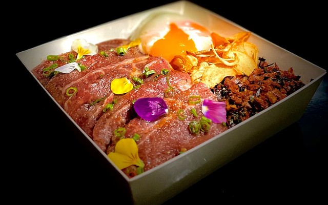 Louis Kitchen - Cơm Kiểu Nhật & Cơm Xá Xíu