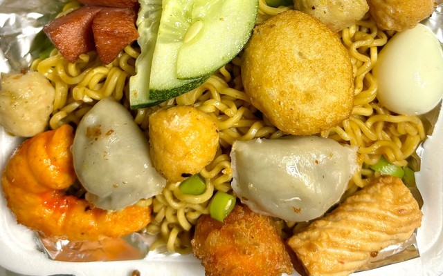 Tiệm Nhà Tâm - Mì Trộn Indomie & Đồ Ăn Vặt - Trần Thái Tông