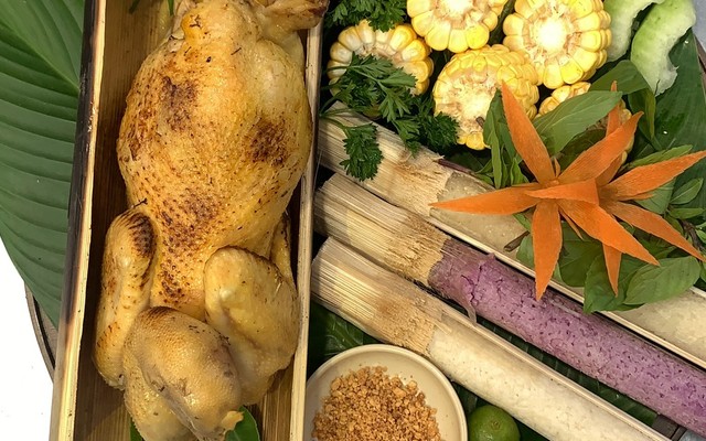 Gà Ngon Tây Bắc - Gà Nướng Ống Tre & Gà Nướng Đất Sét