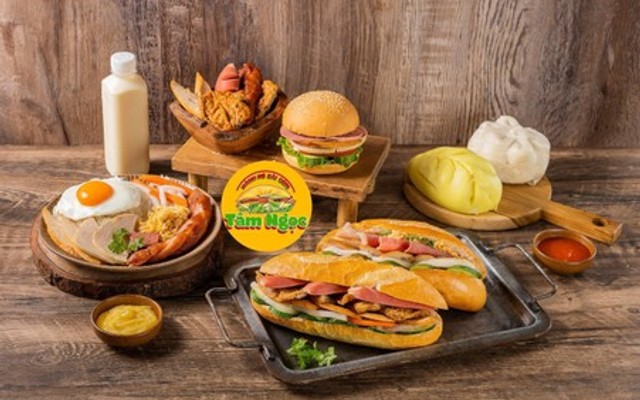 Bánh Mì Sài Gòn Phúc Hưng - 132 Trần Cung