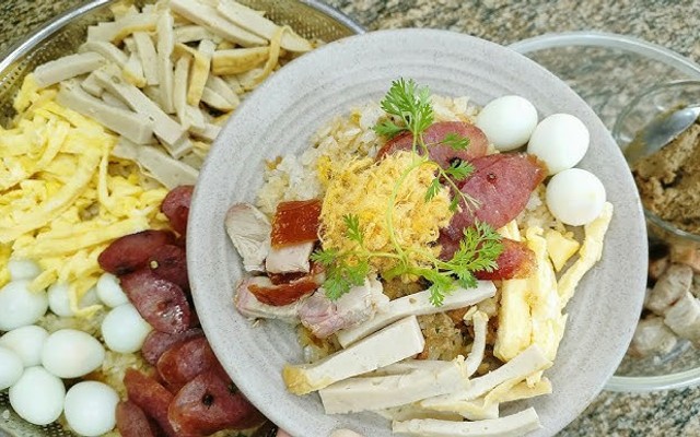 Xôi Bà Phượng - 124 Vũ Bảo