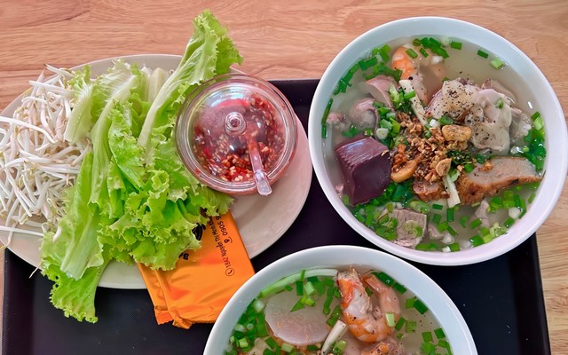 Bánh Canh Dì Hai