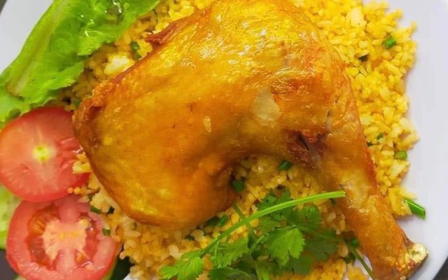Cơm Gà Xối Mỡ Dương Ký 2 - Quang Trung