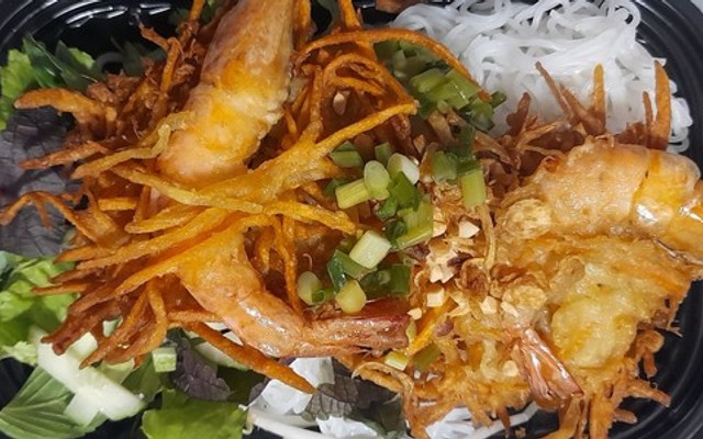 Bún Tôm Chiên & Xôi Gà Chiên - Ăn Vặt Thịnh Đạt Thư - 114 Phong Phú