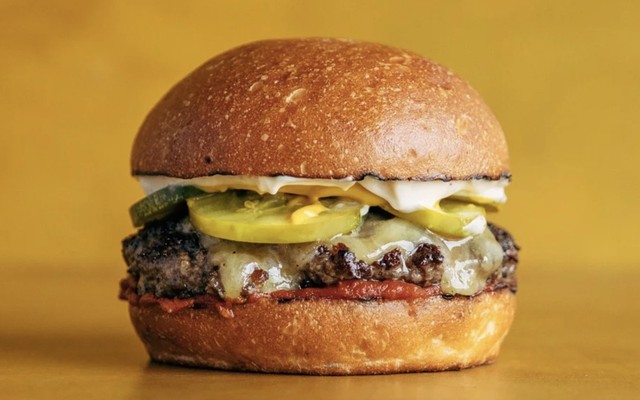 Happy Burger - Đỗ Thúc Tịnh