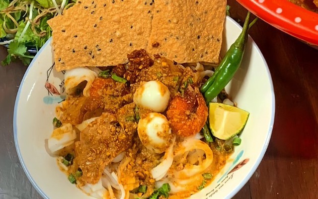 Mì Quảng Phú Chiêm Hiền - 29 Ngô Thì Nhậm