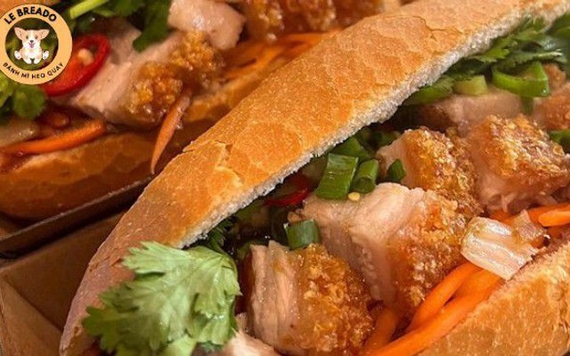 Le Breado - Bánh Mì Heo Quay