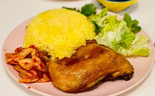 Cơm Gà Ngon Bà Hoàng - Gò Vấp