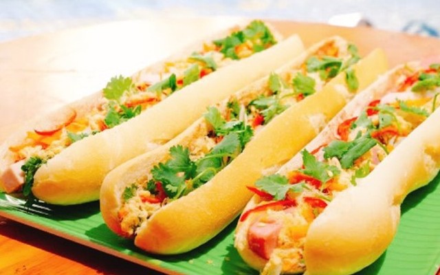 Bánh Mì Que, Bánh Flan & Rau Câu - Jenny Phương