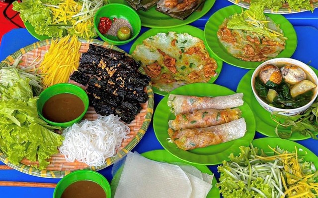 Món Ngon Xứ Huế 75 - Bánh Ép Huế - Bùi Trọng Nghĩa