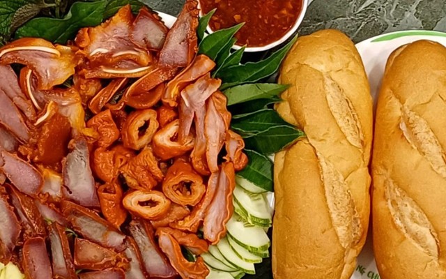 Khôi 68 - Phá Lấu Khìa Nước Dừa