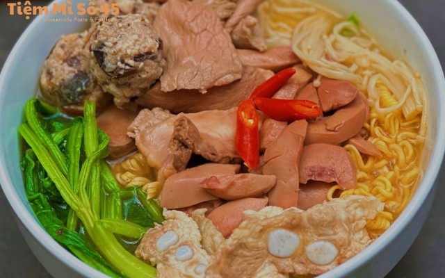Tiệm Mì Số 45 - Mì Chua Cay, Mì Trộn & Đồ Ăn Vặt - Trần Khát Chân