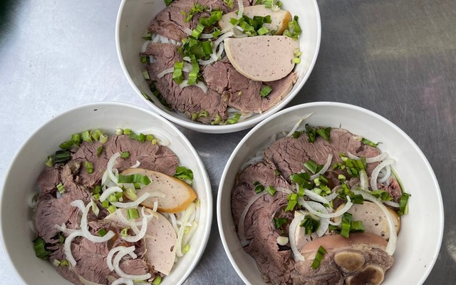 Quán Cô Thuý - Bún Bò & Hủ Tiếu Bò Kho - KDC Hưng Phú