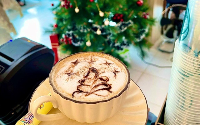 Château Des Roses Coffee Shop