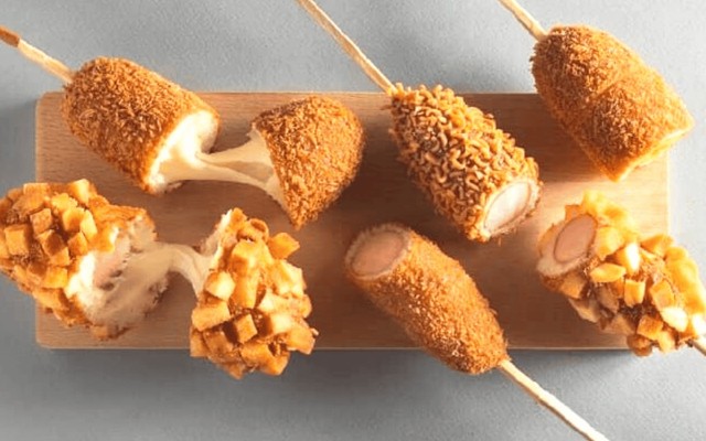 Xúc xích CORNDOG - Bông Sao