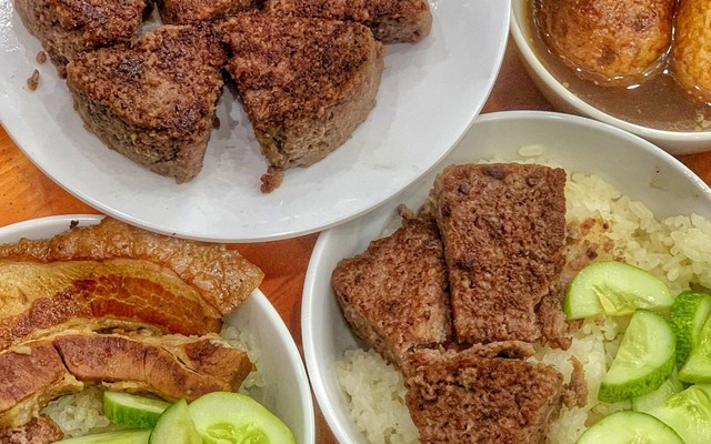 XÔI CHAN & BÁNH MỲ NGON - TRẦN PHÚ