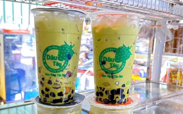 Trà Sữa Dâu Tây - Chợ Đêm Hòa Lân