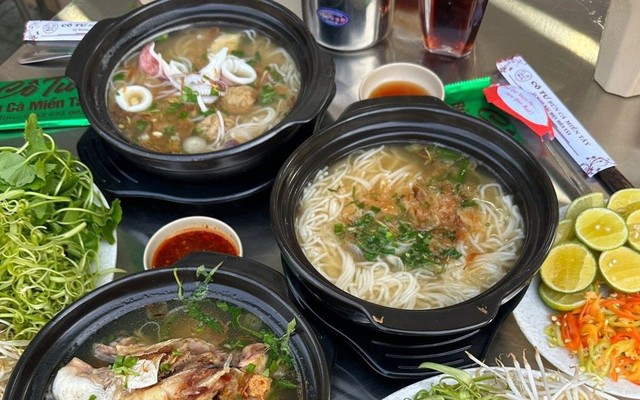 Cô Tư - Bún Cá Miền Tây