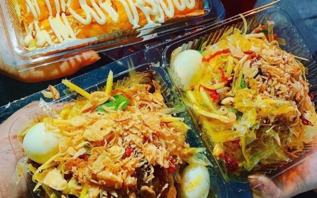Quán Xí Ngầu - Chân Gà Sả Tắc & Bánh Tráng Trộn - 205 Nguyễn Tri Phương
