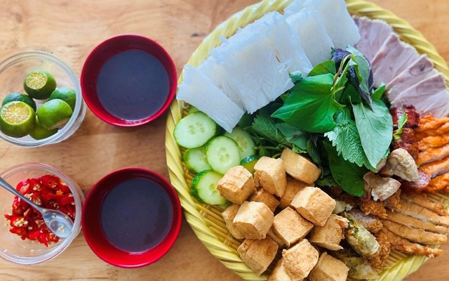 Bún Đậu Mắm Tôm - Chí Phèo Quán