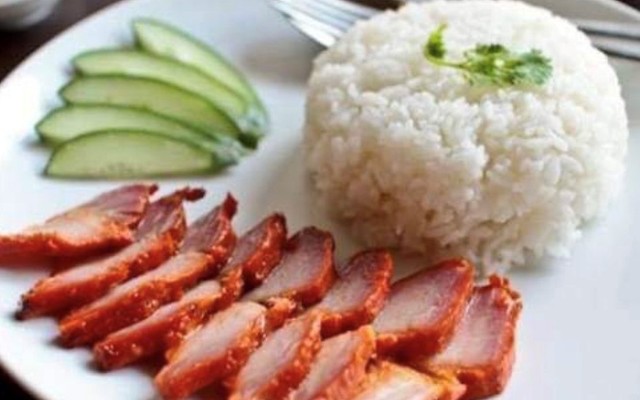 Cơm Gà Xối Mỡ Sinh Viên - Mạc Thiên Tích