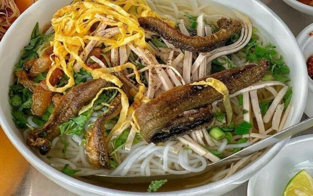 Cá Rô Đồng & Bún Thang Lươn - Tú Mỡ