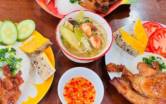 Cơm Tấm - Bún Thịt Nướng - Nắng Sài Gòn