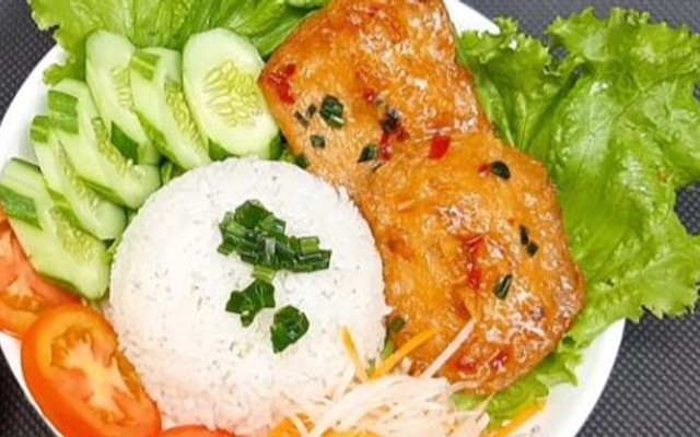 Ăn Vặt Diệu Hảo - Xoài Non & Bánh Tráng