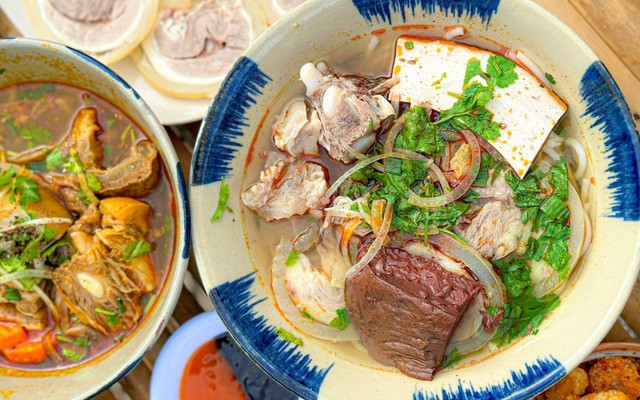 Quán Bảy Tài - Bún Bò Huế & Cơm Tấm, Phở Bò - Nguyễn Văn Thành