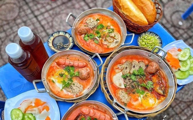 Bánh Mì Chảo Ông Tạ - Thích Quảng Đức