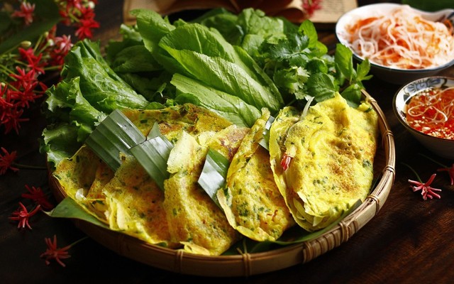 Cô Thủy Quảng Ngãi - Bánh Xèo & Ram Bắp