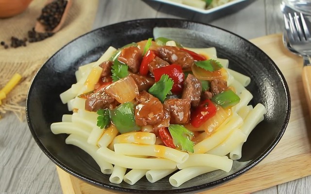 Quán Ăn Sam Sam - La Văn Tiến