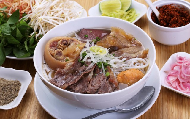 Bún Bò Huế Út Mai - Lê Thúc Hoạch