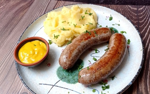 100%BY - Trường Sơn