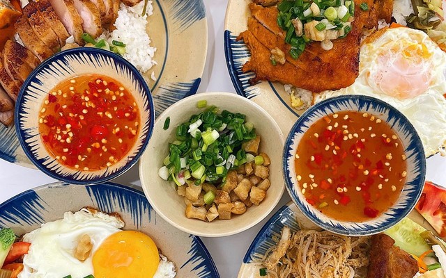 Cơm Tấm 3 Cô Gái - Trần Bá Giao