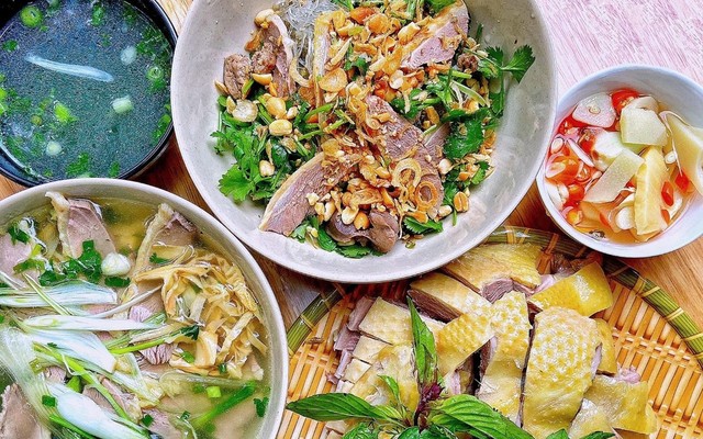 Ngan 361 - Ngan Cháy Tỏi & Miến Ngan Trộn - Ngô Gia Tự