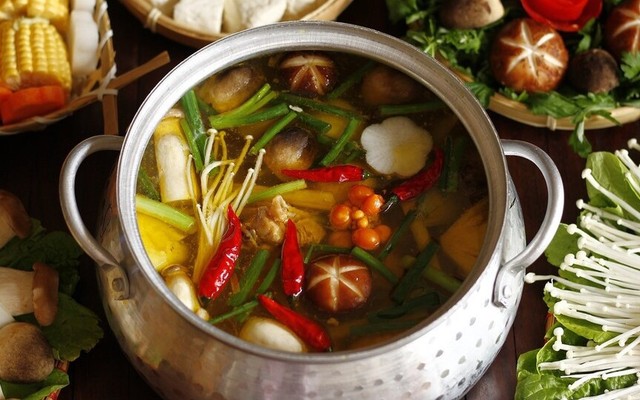 OLALA LẨU GÀ LÁ É - Đồng Me