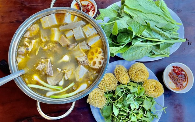 Nhà Hàng Quảng Thanh - Âu Cơ