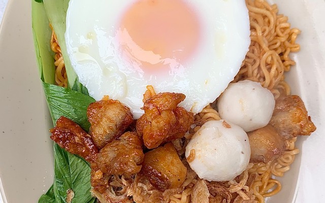 Mì Trộn Tốp Mỡ Trứng Lòng Đào Ngon Ngon - Trương Phước Phan