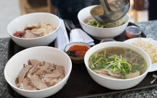 Phở THẢO - 295 Đường 51