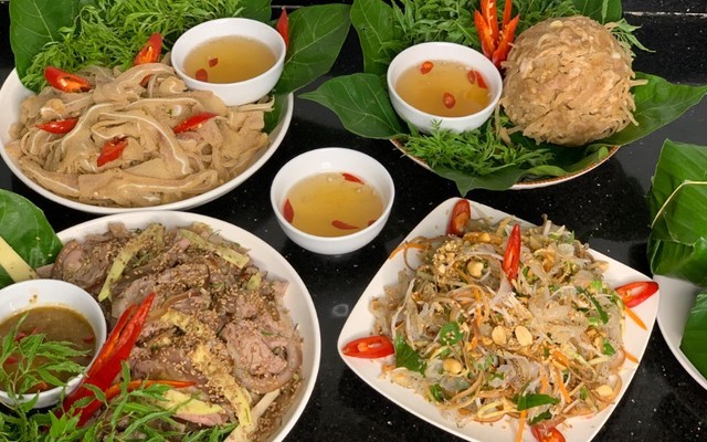 Quán Cô La - Nem Nắm, Nem Tai & Nem Chạo Giao Thuỷ - Mỹ Đình