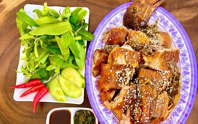 Heo Quay Vịt Quay TUYÊN - Heo Quay & Vịt Quay - Mạc Đỉnh Chi