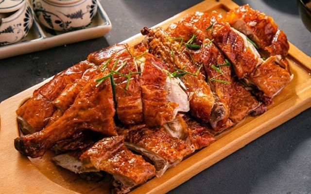 Đông Hải Quán - Vịt Cỏ Vân Đình, Vịt Cháy Tỏi & Lẩu
