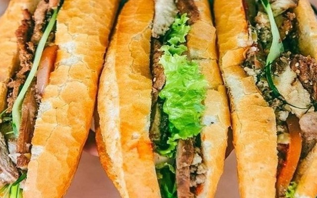 Xuân - Bánh Mì Thổ Nhĩ Kỳ, Bánh Giò & Sữa Dê