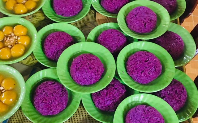 Gánh Chè Khuya - Trưng Trắc