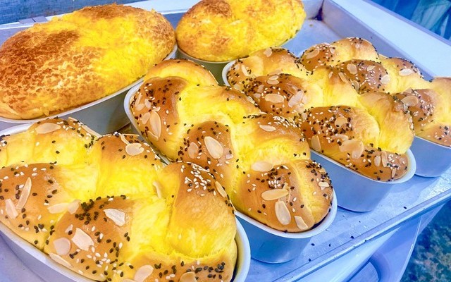 Hiếu Bakery - Bánh Ngọt & Bánh Kem - 181 Bùi Thị Xuân