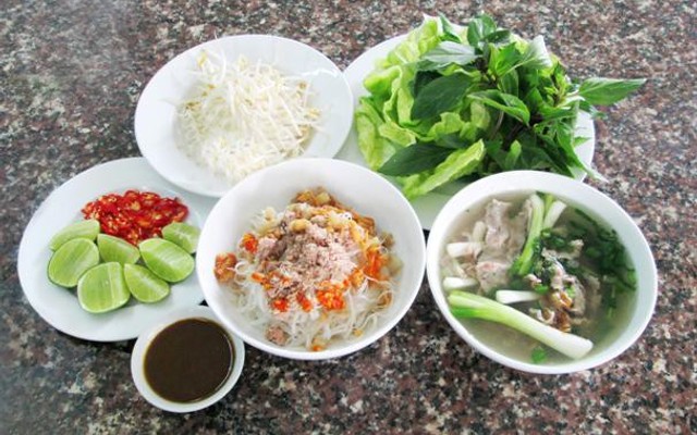 Phở Hai Tô Gia Lai