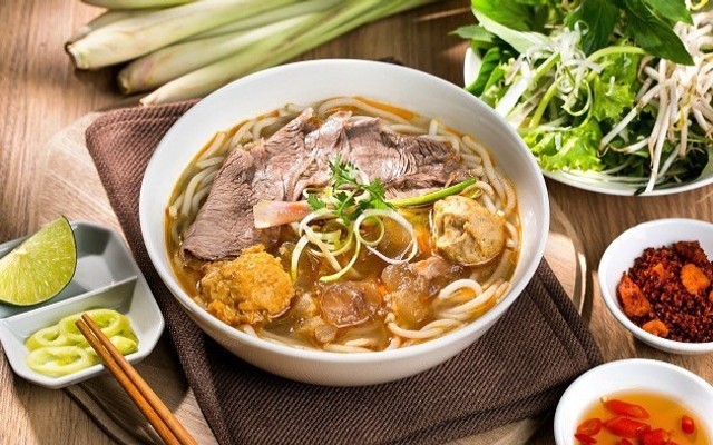 Cơm & Phở - Trường Chinh