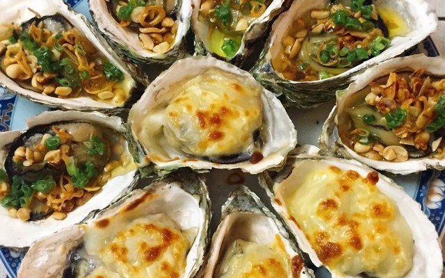 Lẩu Nướng Hải Sản Vạn Hoa - Hàu Nướng & Cháo Hàu